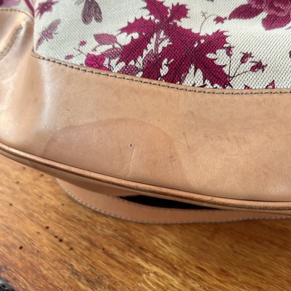 Gucci White Pink Floral Canvas Peggy Bamboo Handle Hobo - Picture 2 of 9